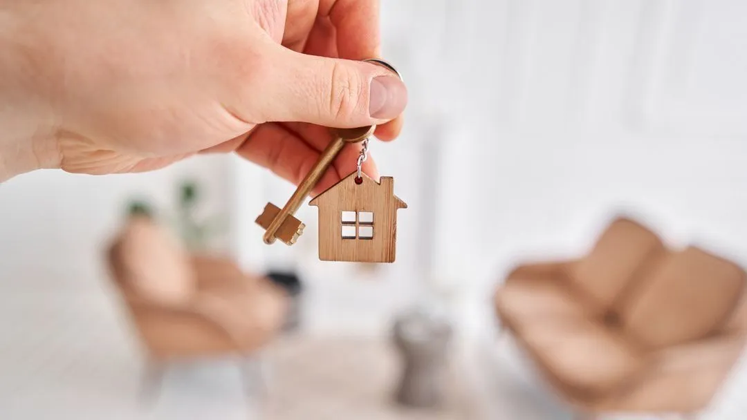 Ingatlaneladás, árak illusztráció. Fotó: Shutterstock