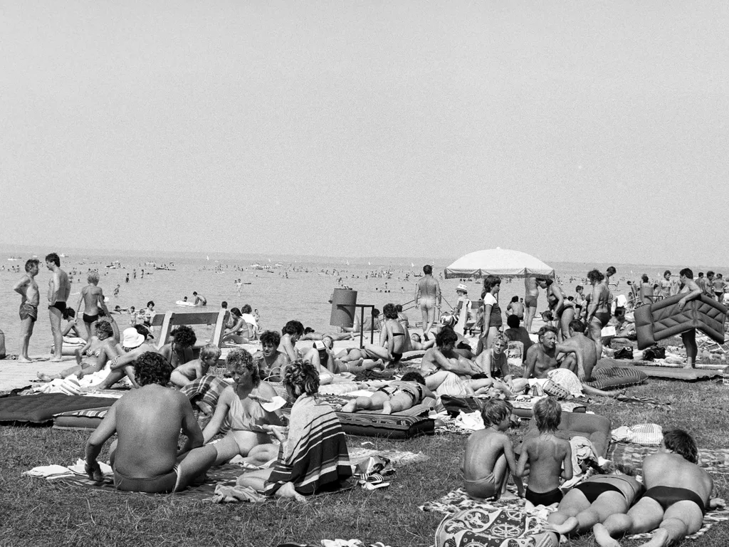 Balaton, nyár, nyaralás