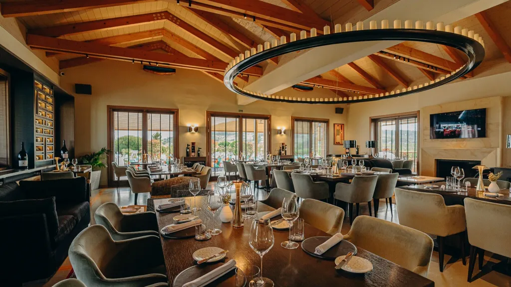 Év Étterme, Budapest, Dining Guide Év Étterme Díj