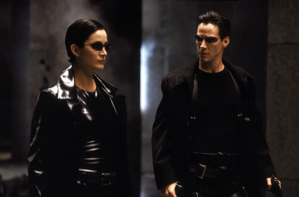 mesterséges intelligencia Nov 25, 1999; Hollywood, CA, USA; The sci-fi action thriller written and directed by the Wachowski Brothers (Andy/Larry) and stars CARRIE-ANNE MOSS as Trinity and KEANU REEVES as Neo/Mr. Anderson. Mandatory Credit: Photo by Warner Bros./Entertainment Pictures. (©) Copyright 1999 by Courtesy Warner Bros.