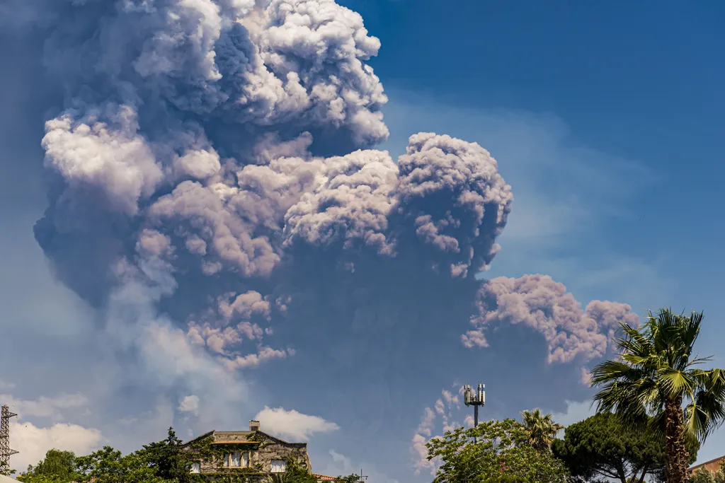 Vulkánkitörés Olaszországban, VulkánkitörésOlaszországban, Etna, Szicília