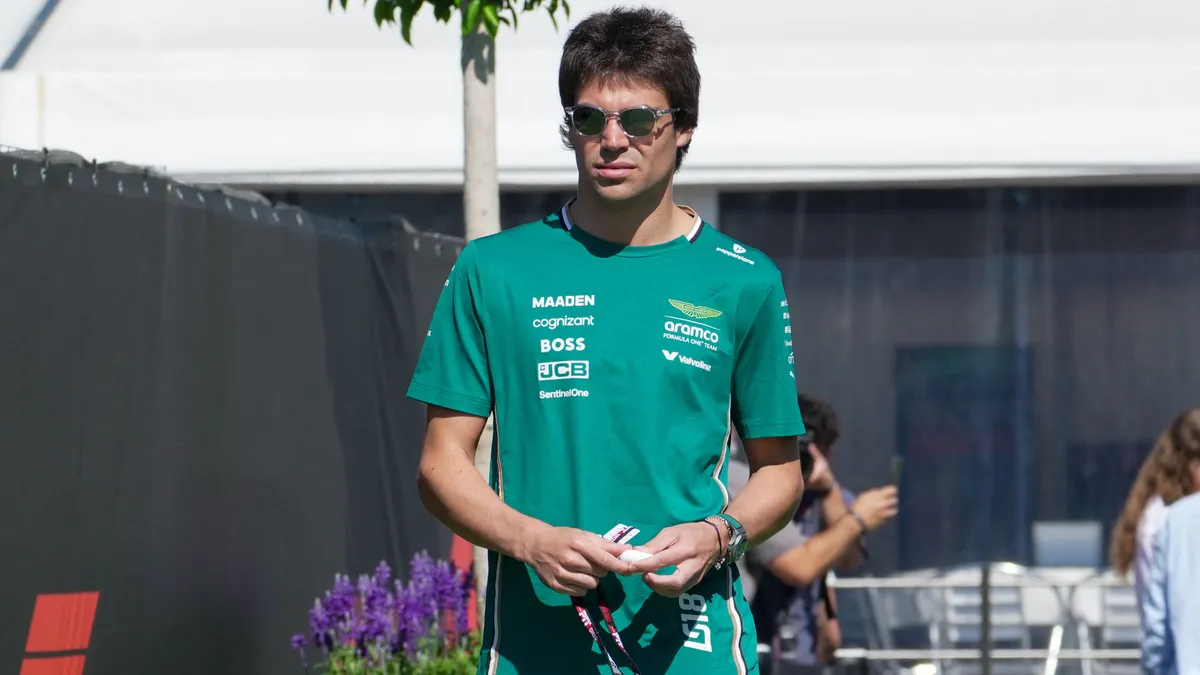 Meglepő bejelentés: kihagyja a Spanyol Nagydíjat az F1-es sztárpilóta