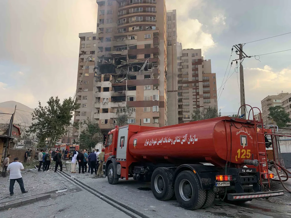 Izrael, Irán, háború, Izrael légicsapás, zsidó állam, Teherán, fegyverkezés,  nukleáris fegyverkezés, 2025.06.11., IzraelIránháború