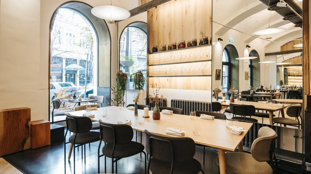 Év Étterme, Budapest, Dining Guide Év Étterme Díj