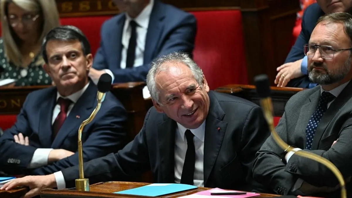 Ha a nyugdíjreform megbukik, bukik a francia kormány is?