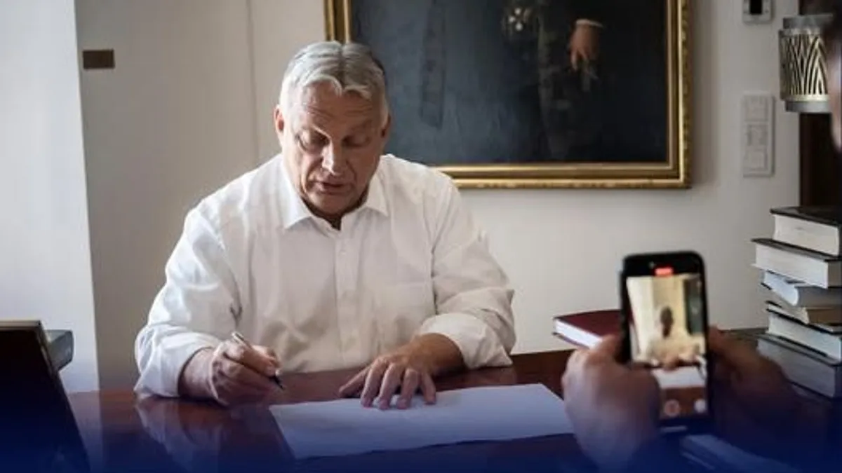 Fény derült a titokra: ezt írta alá Orbán Viktor miniszterelnök – fotó