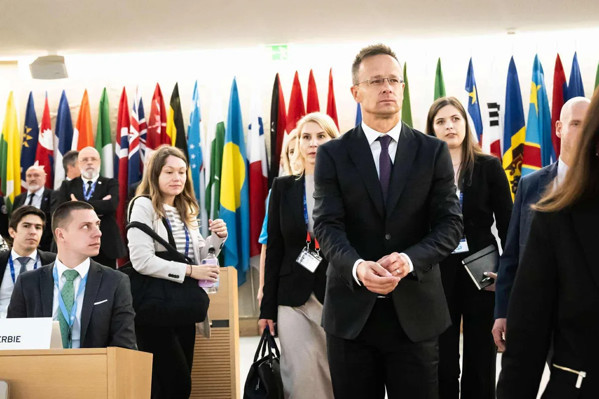 Szijjártó Péter a gazdasági semlegességről beszélt