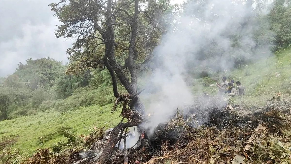 Súlyos helikopter-baleset Indiában, rengeteg a halott