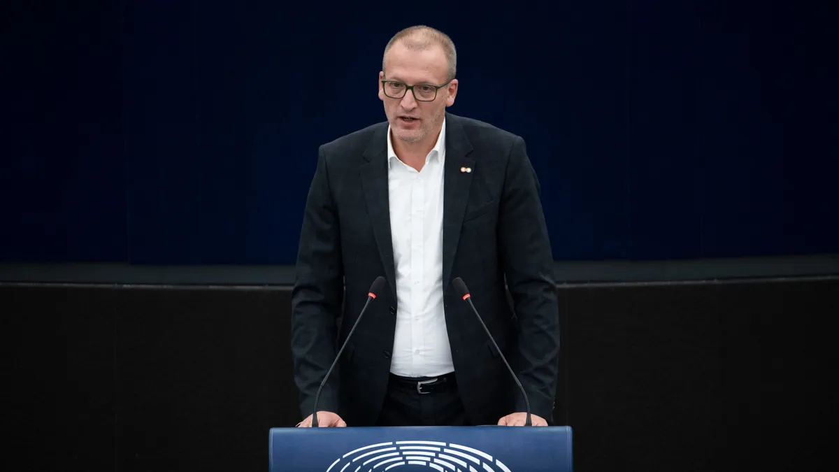Magyar Péterék feleslegesnek tartják több millió ember véleményét