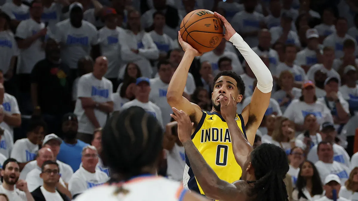 Az NBA legtúlértékeltebb kosarasa hihetetlen dobást mutatott be – videó