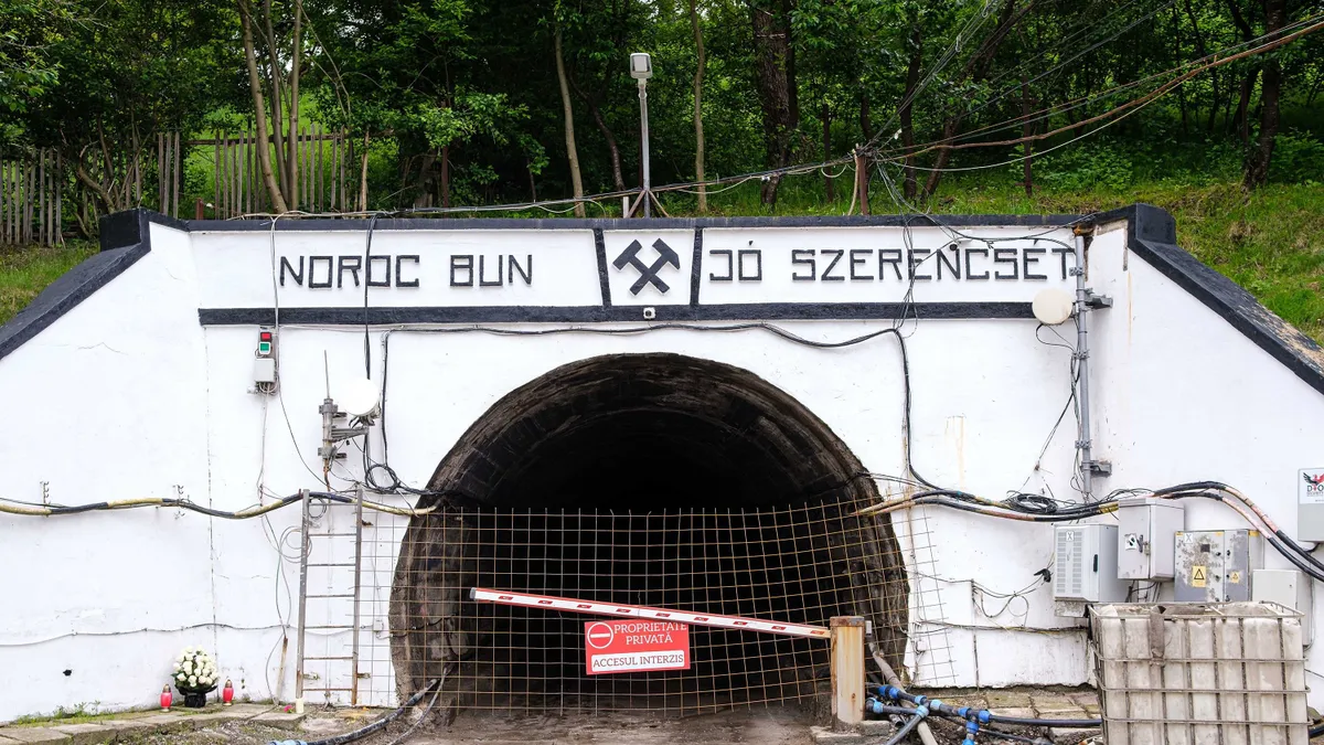 Sztárok fognak össze az árvíz sújtotta Parajdért