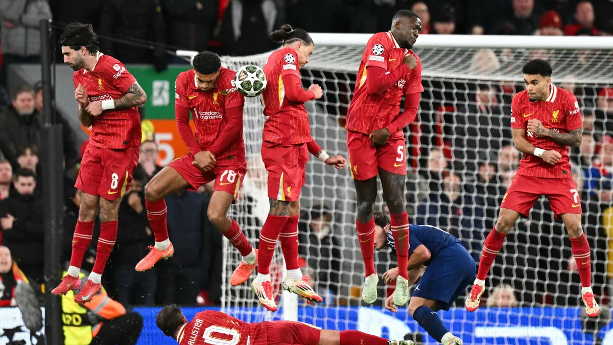 Német topklubba igazol Szoboszlai liverpooli csapattársa