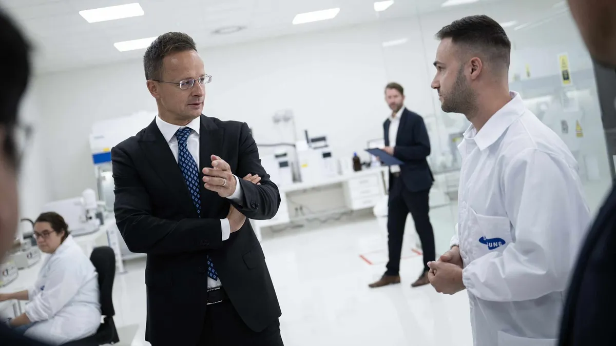 Szijjártó Péter: A Samsung SDI átadta a valaha volt egyik legnagyobb kutatás-fejlesztési beruházást Magyarországon