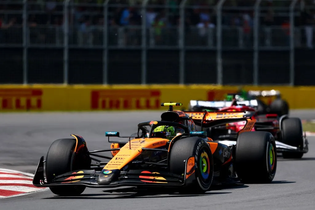 MONTREAL, QUEBEC - JUNE 15: Lando Norris of Great Britain driving the (4) McLaren MCL39 Mercedes on track during the F1 Grand Prix of Canada at Circuit Gilles-Villeneuve on June 15, 2025 in Montreal, Quebec.   Clive Rose/Getty Images/AFP (Photo by CLIVE ROSE / GETTY IMAGES NORTH AMERICA / Getty Images via AFP)