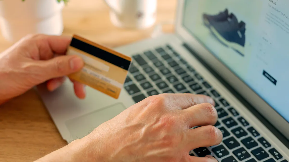 Webshop, vásárlás, internet, internetes vásárlás, webáruház, 