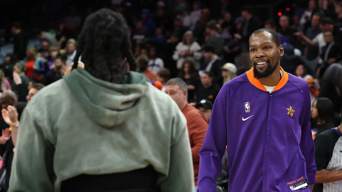 Az egyik legnagyobb NBA-sztár is tulajdonos lesz a Paris Saint-Germainben
