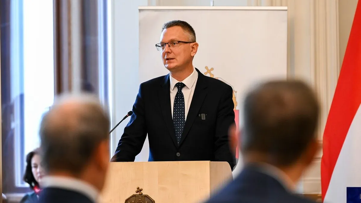 Rétvári Bence: Ukrajna ma instabil és veszélyes ország
