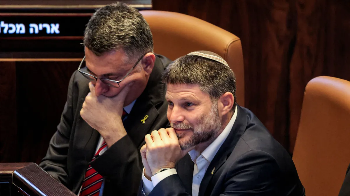 Vele folytatott telefonbeszélgetést Gideon Sa’ar