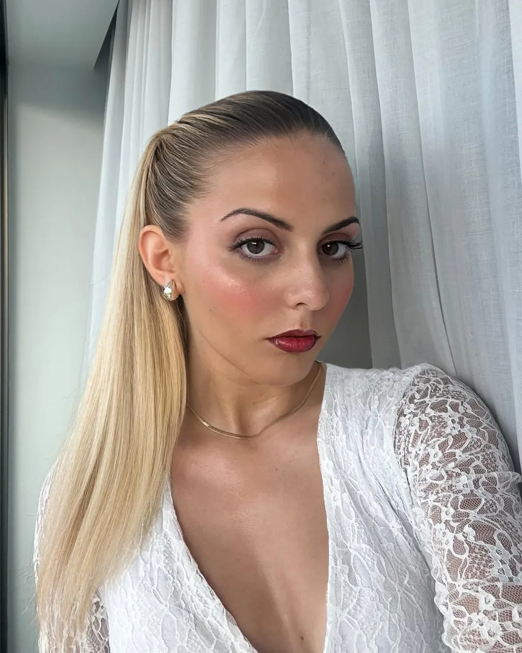 Beatriz Silva, bíró, szexi
