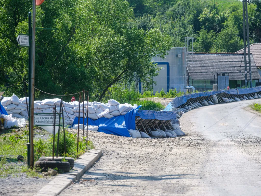 A Korond-patak a Só-szorosban, Parajd, parajdi sóbánya, parajdisóbánya, árvíz, 2025