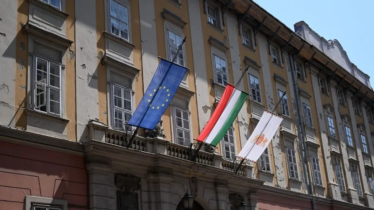 Szeptemberben bíróság elé áll a Városháza-botrány négy vádlottja