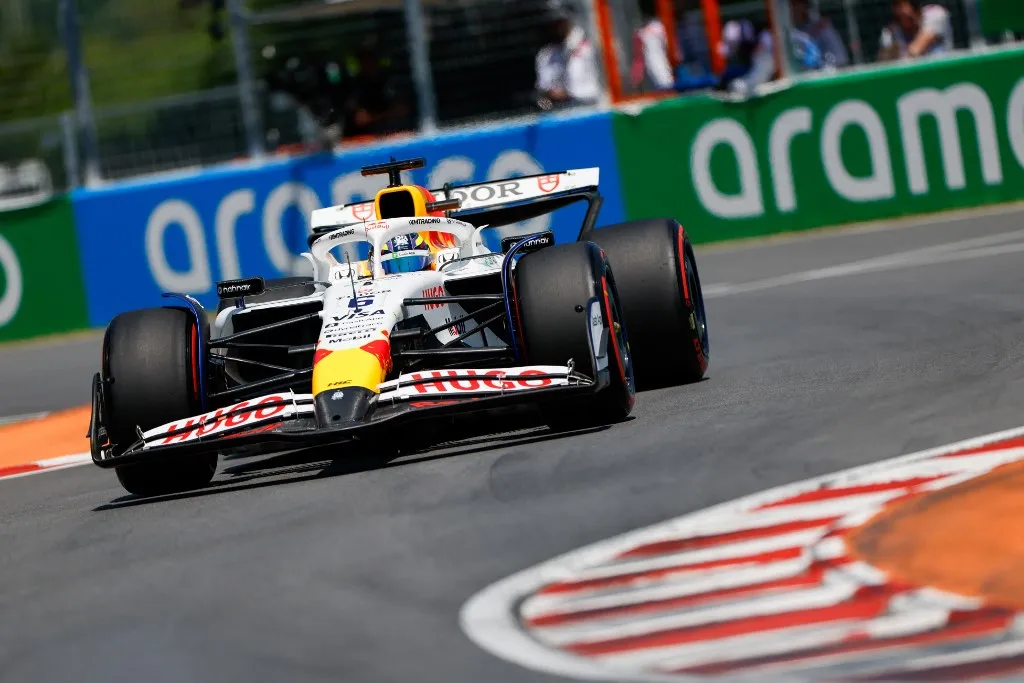 Forma-1 MONTREAL, QUEBEC - JUNE 14 : Isack Hadjar of France and Racing Bulls drives during the third practice session ahead of F1 Grand Prix of Canada at Circuit Gilles Villeneuve in Montreal, Quebec, Canada on June 14, 2025. Mert Alper Dervis / Anadolu (Photo by Mert Alper Dervis / Anadolu via AFP)