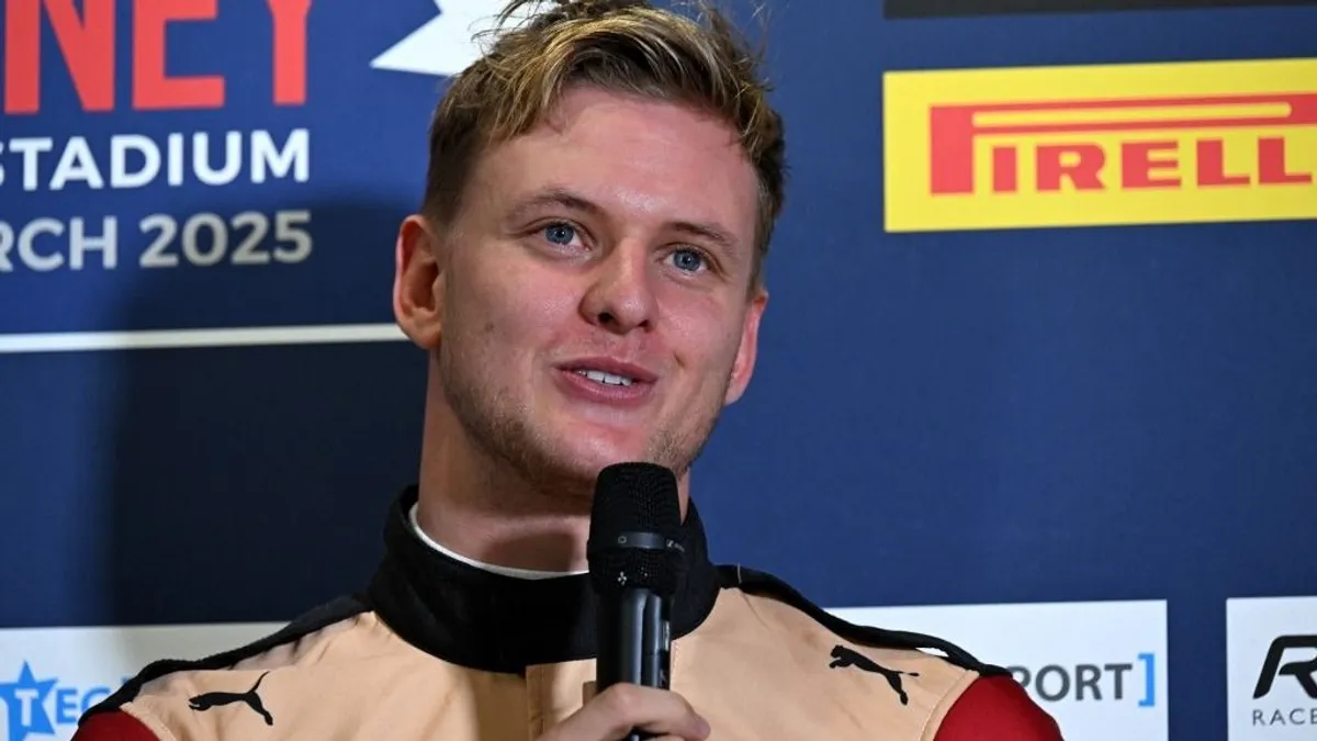 Ezen múlhat Schumacher Forma-1-es visszatérése