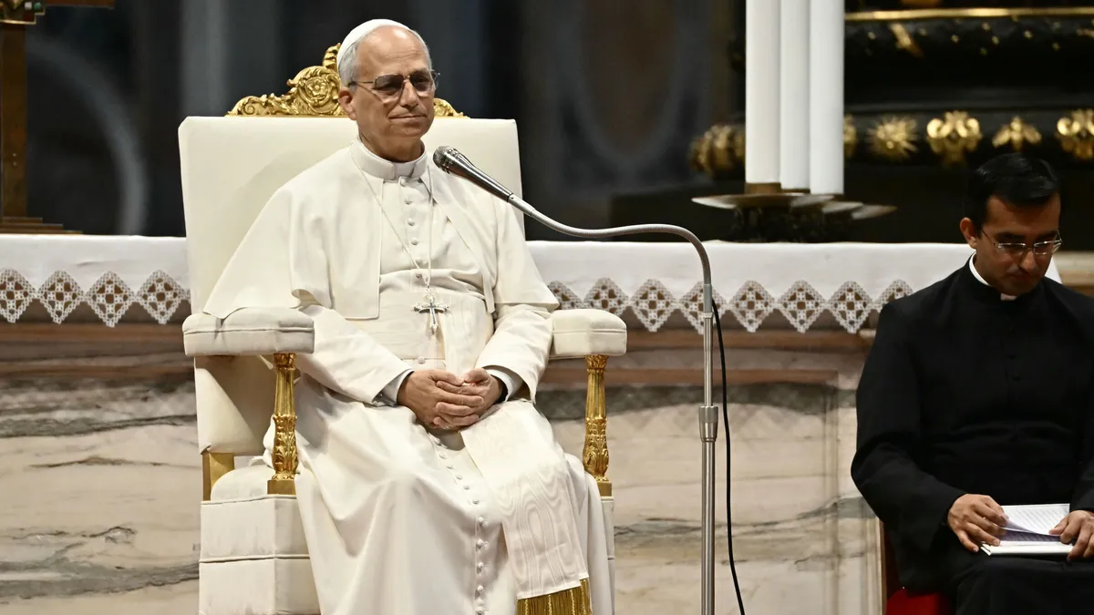 Meglepő dolgon változtatott Leó pápa, új irány jöhet