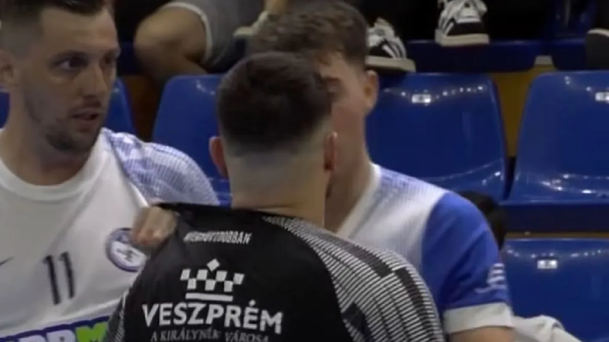 Elszabadultak az indulatok, pofon is csattant a magyar focimeccsen – videó
