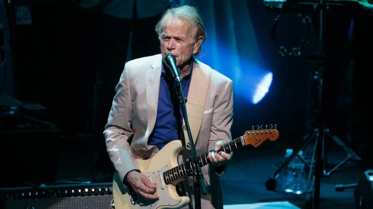Meghalt a Beach Boys legendás sztárja