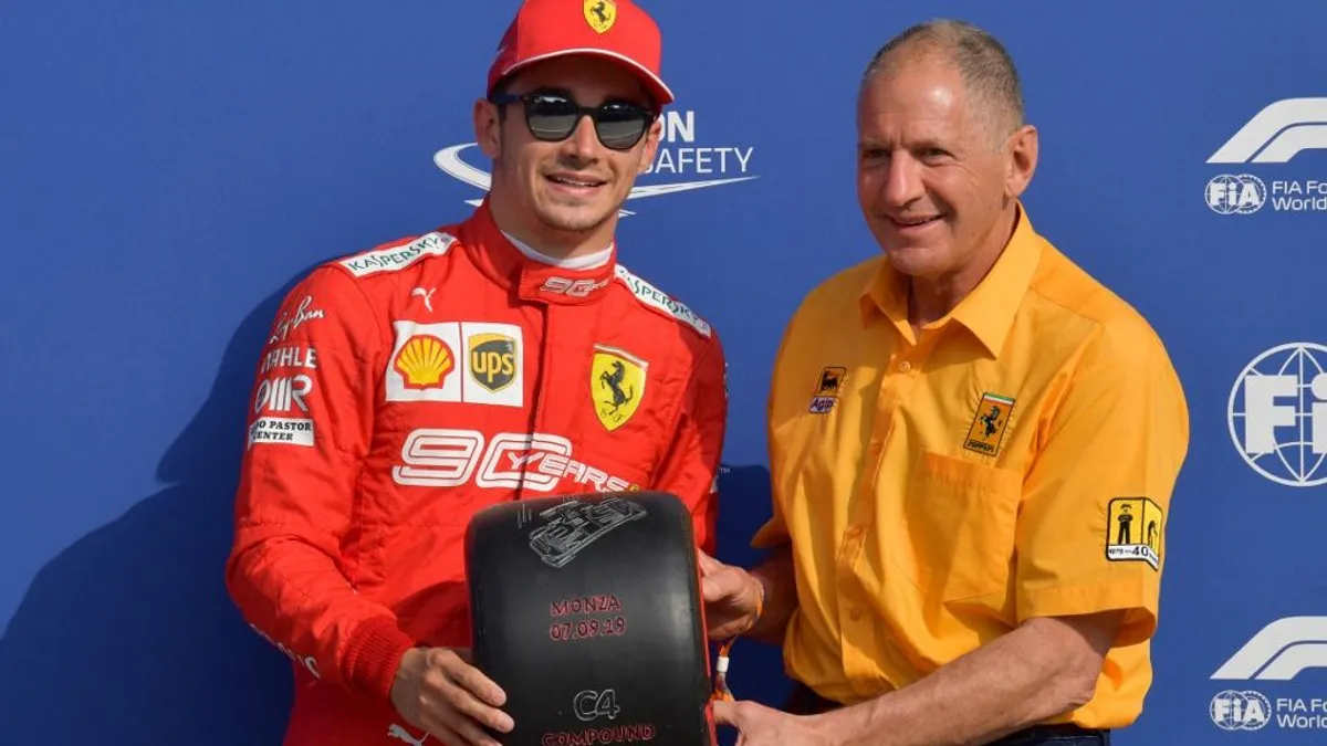A Ferrarihoz fordult segítségért a Forma-1-es világbajnok