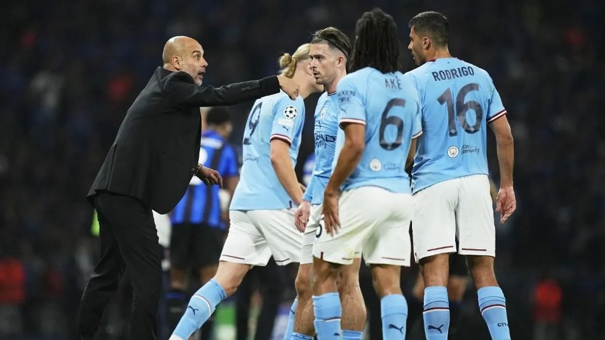 Guardiola figyelmeztet: sztárok sorát rúgja ki a Manchester City