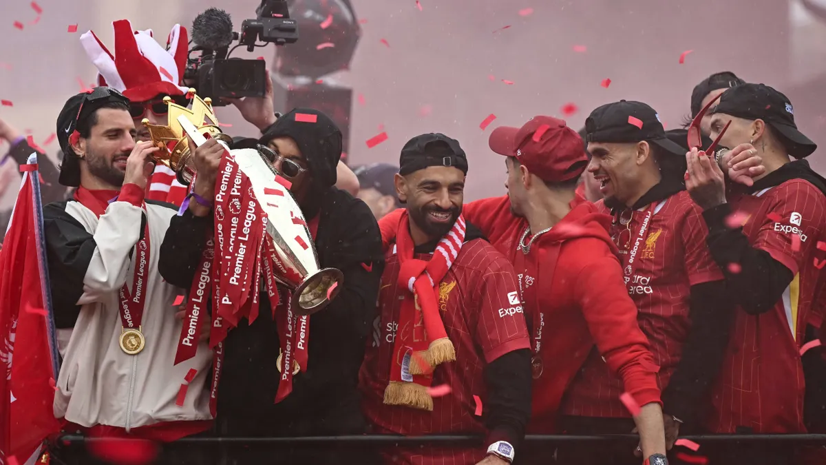 Hogy tud hirtelen ennyi pénzt költeni a Liverpool és miért éppen most?