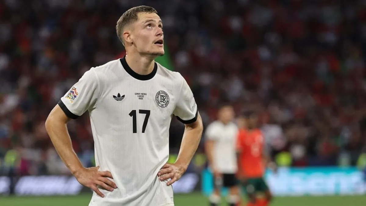 Szoboszlai Dominik rekordigazolás csapattársa azonnal elnézést kért a Liverpool-szurkolóktól