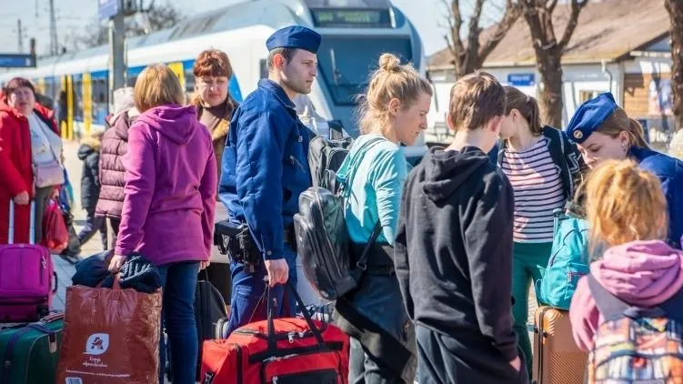 Ukrán menekültek, olcsó ukrán munkaerő