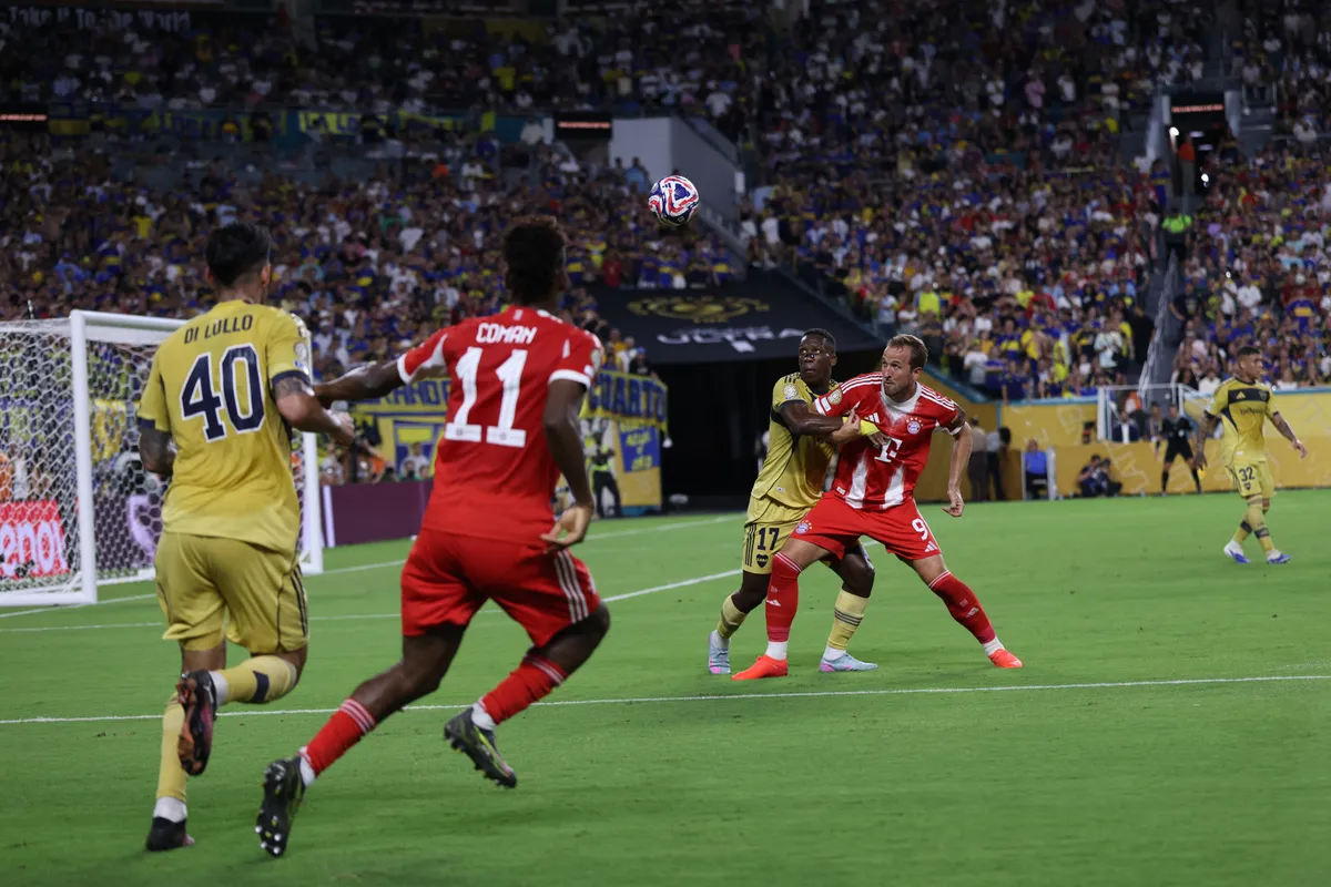 klubvébé, MIAMI, USA - JUNE 20: Harry Kane of Bayern Munich compete during the FIFA Club World Cup 2025 Group C football match between Bayern Munich and Boca Juniors at Hard Rock Stadium in Miami, United States on June 20, 2025. Samah Zidan / Anadolu (Photo by Samah Zidan / Anadolu via AFP)