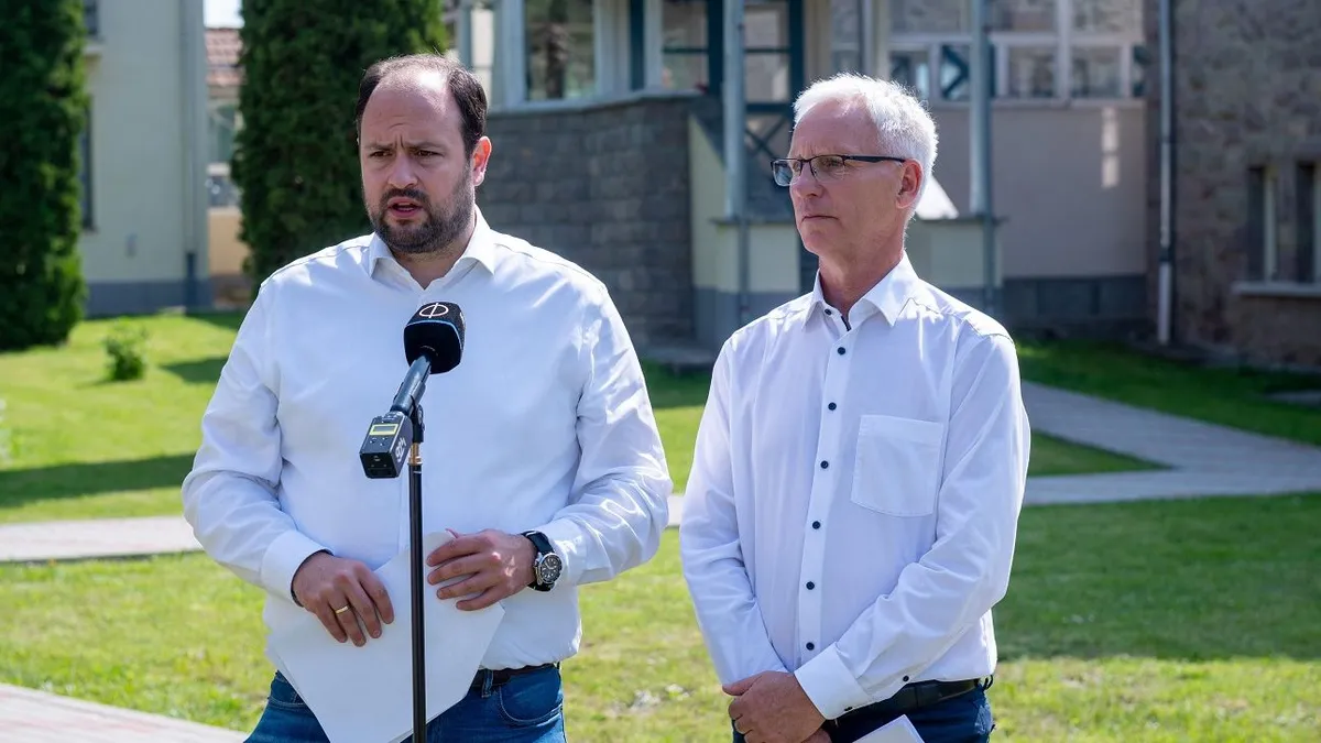Soltész Miklós Erdélyben: Az a feladatunk, hogy segítsük egymást