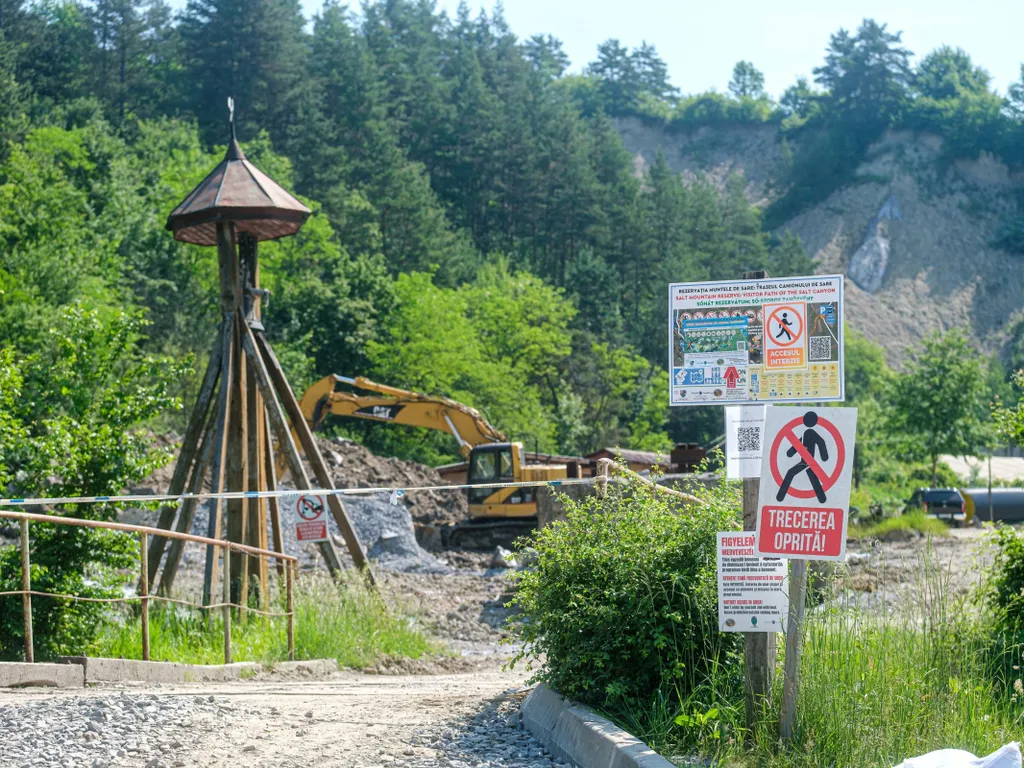 A Korond-patak a Só-szorosban, Parajd, parajdi sóbánya, parajdisóbánya, árvíz, 2025