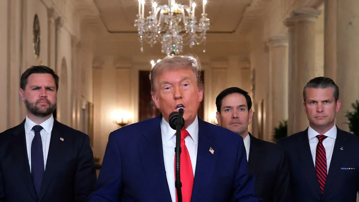 Trump szerint Irán "nagyon gyenge" választ adott a nukleáris létesítményeik megsemmisítésére