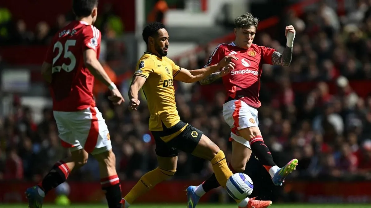 Bombaigazolást jelentett be a Manchester United