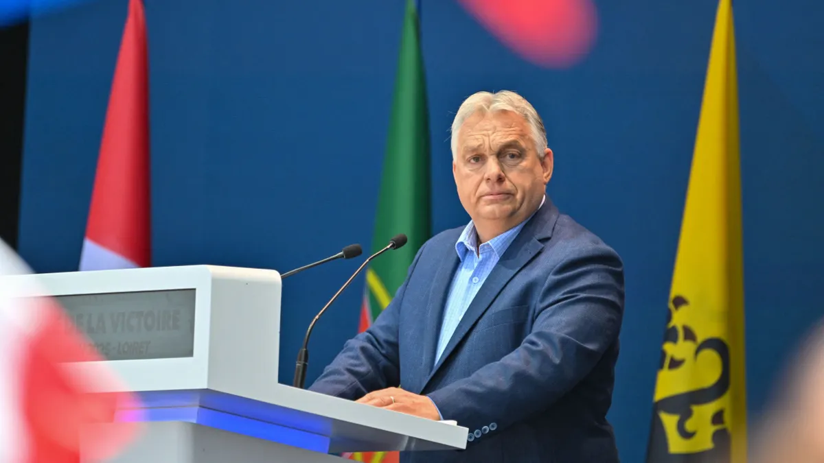 Orbán Viktor üzent a tojásfejű brüsszeli bürokratáknak - videó