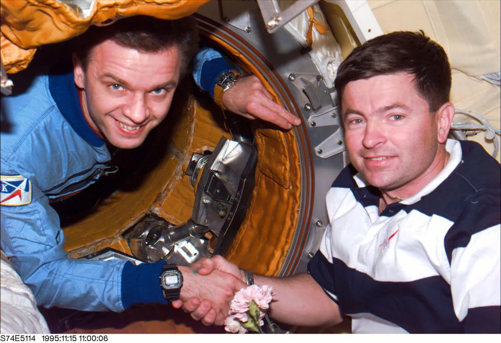 űrutazás, megérkezés, Holdra szállás, MIR, Neil Armstrong