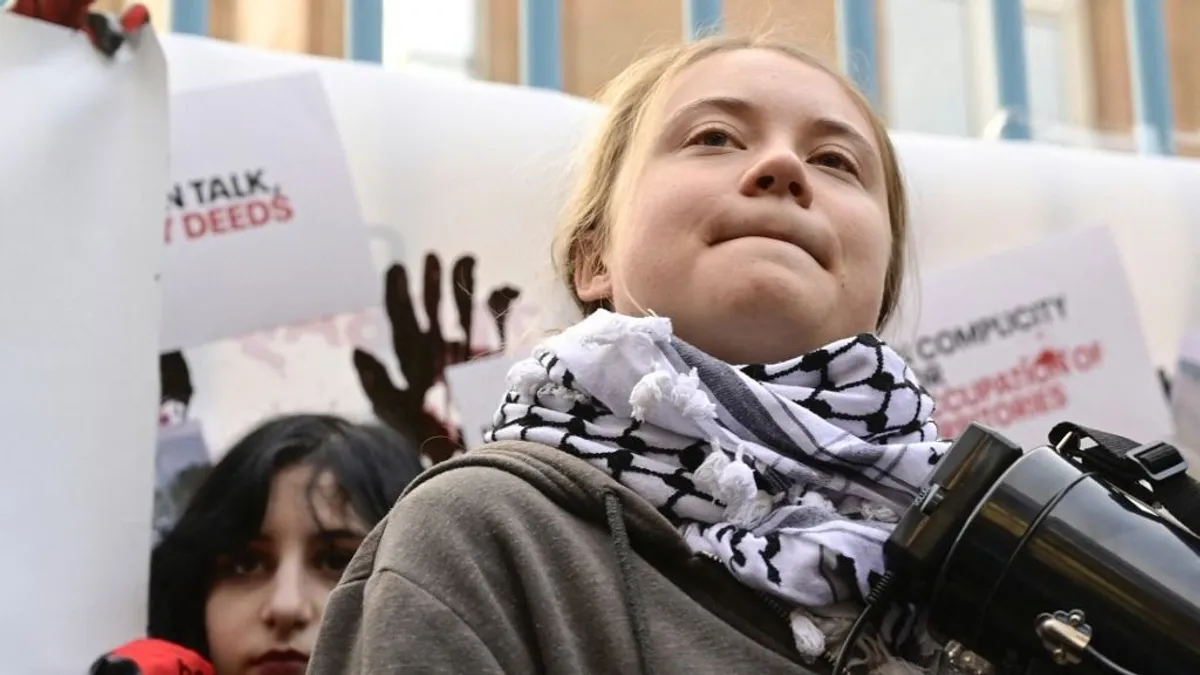Botrányok és bakik: Greta Thunberg az egész világ előtt égeti magát