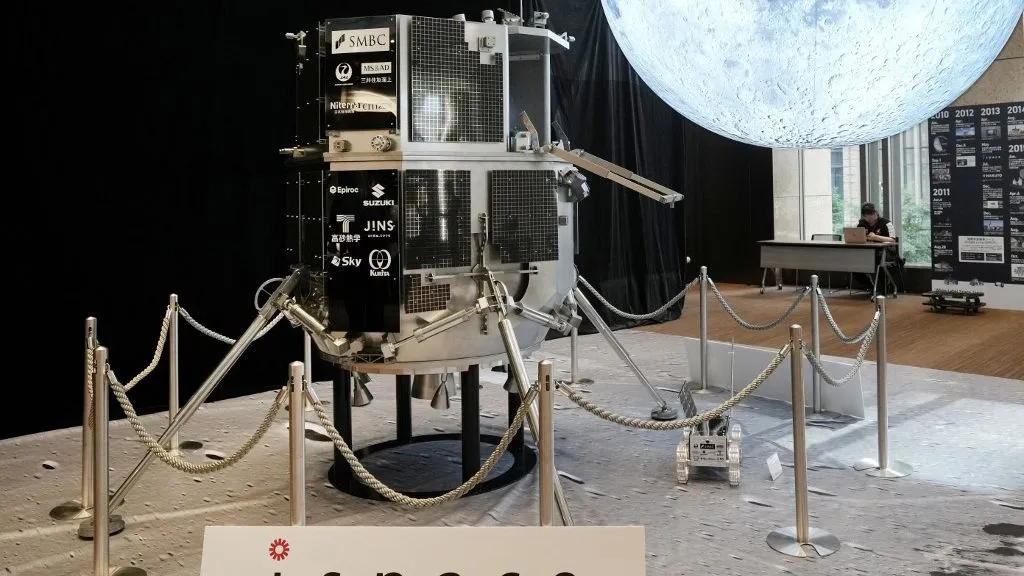 Resilient Rovers Holdba csapódott a japán űrszonda - ORIGO