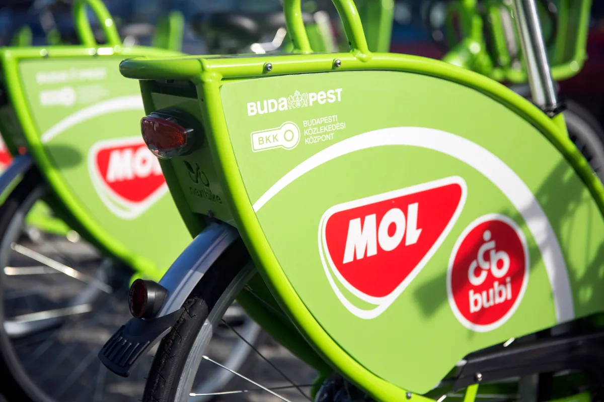 MOL Bubi kölcsönző pont átadás - Kolosy tér