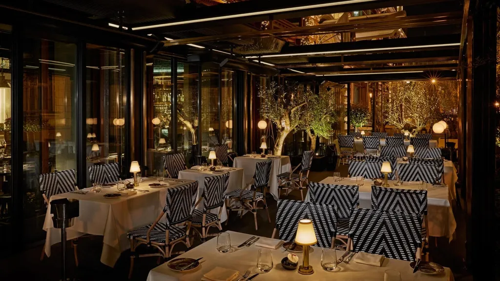 Év Étterme, Budapest, Dining Guide Év Étterme Díj