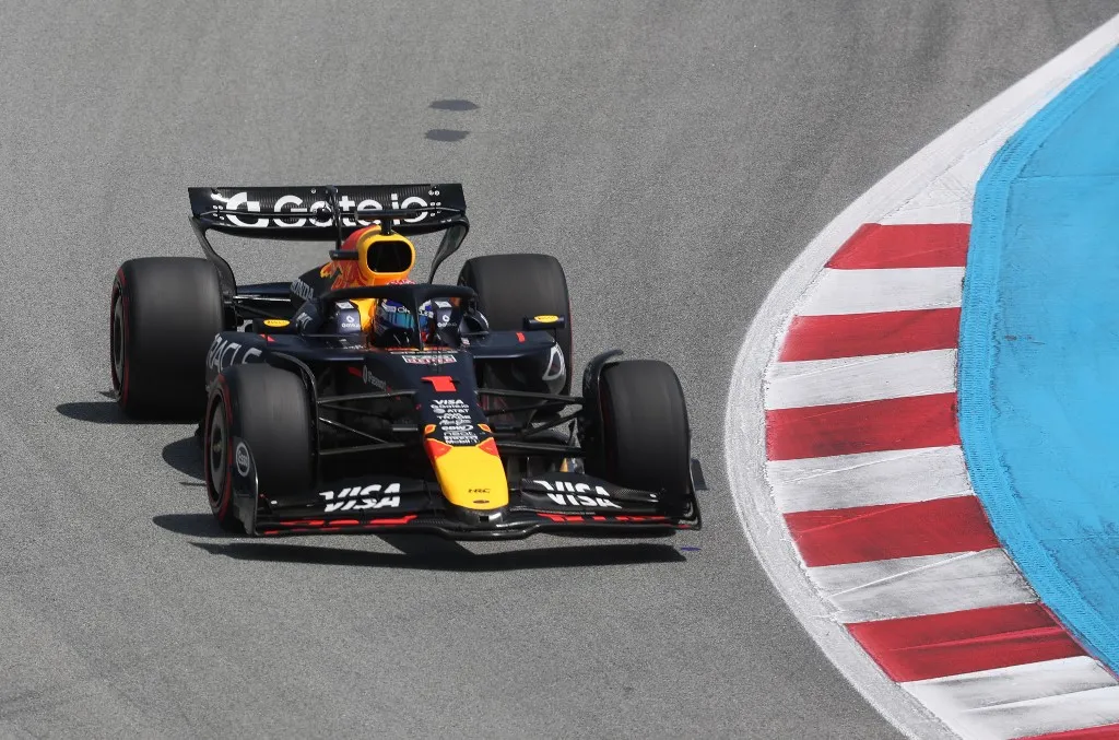 Red Bull's Dutch driver Max Verstappen competes in the Formula One Spanish Grand Prix at the Circuit de Catalunya in Montmelo, on the outskirts of Barcelona, on June 1, 2025. (Photo by Pierre-Philippe MARCOU / AFP)