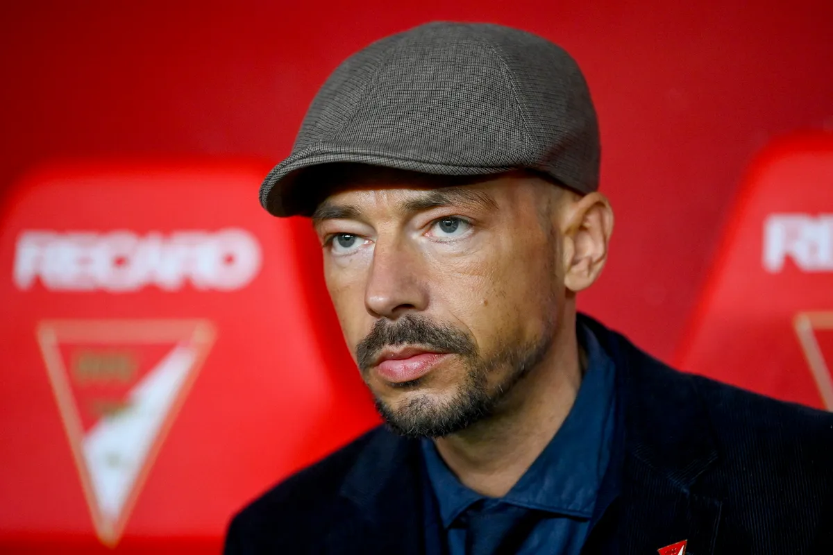 Debrecen, 2025. március 9.
Nestor El Maestro, a Debrecen vezetőedzője vezetőedzője a labdarúgó OTP Bank Liga 23. fordulójában játszott Debreceni VSC - Ferencvárosi TC mérkőzésen a debreceni Nagyerdei Stadionban 2025. március 9-én.
MTI/Czeglédi Zsolt