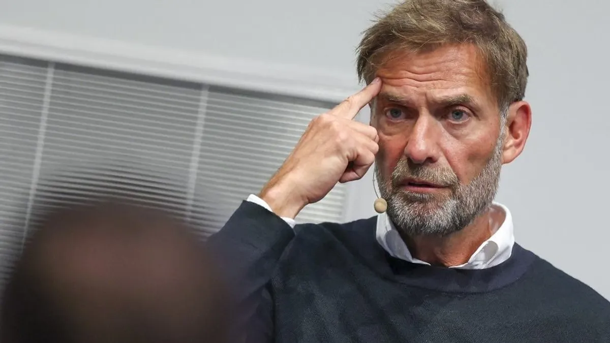 Jürgen Klopp odaszúrt a Liverpoolnak, őrültségnek nevezte az új igazolást