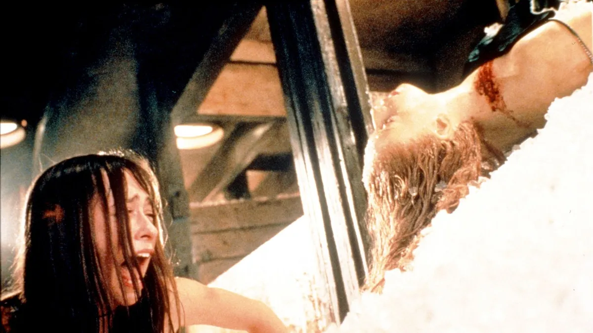 Jennifer Love Hewittal tér vissza a kilencvenes évek ikonikus horrorfilmje